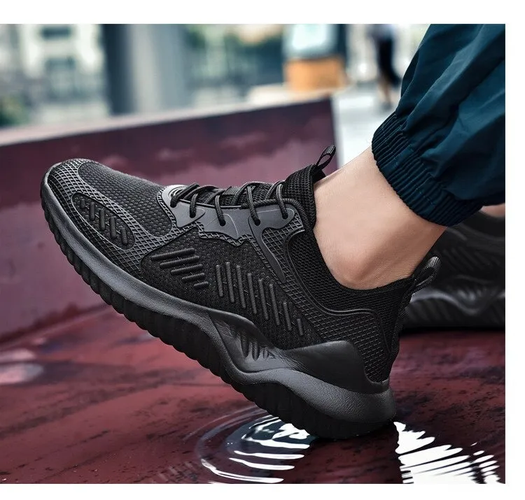 Fashion Casual Sports Mesh Sneakers / Breathable Wear Shoes