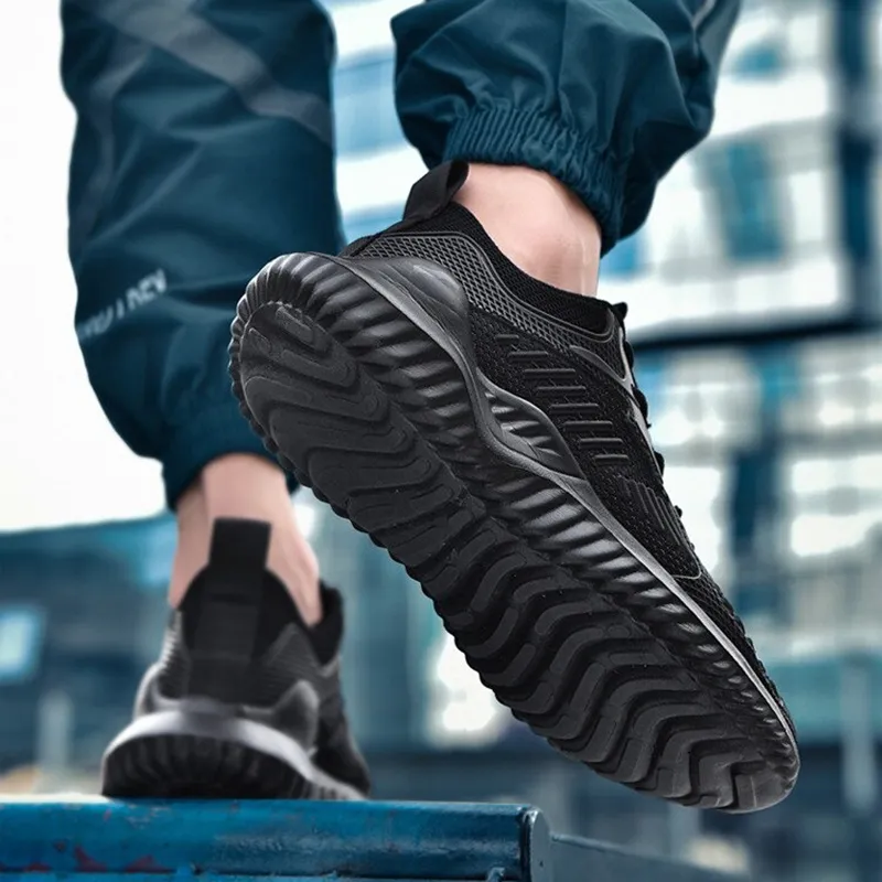 Fashion Casual Sports Mesh Sneakers / Breathable Wear Shoes