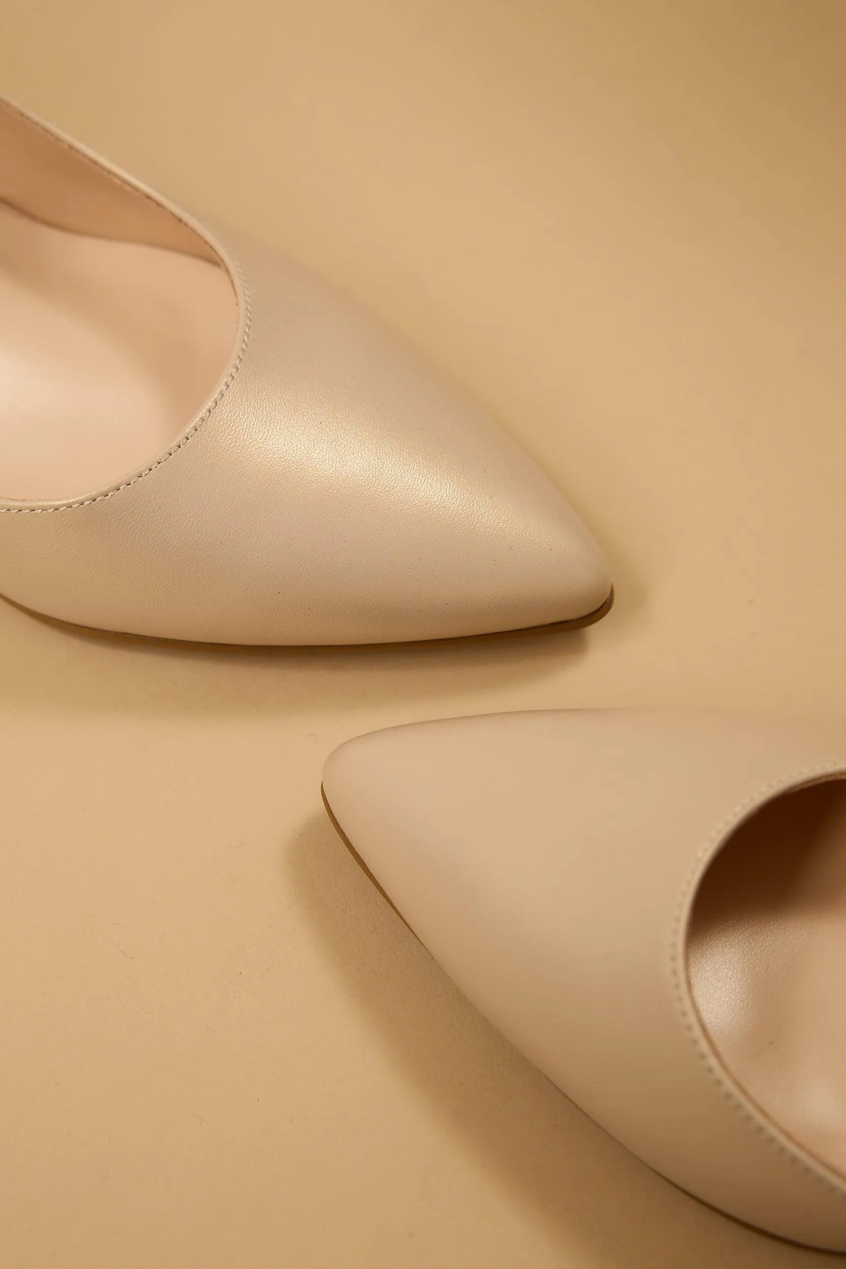 Femina Beige