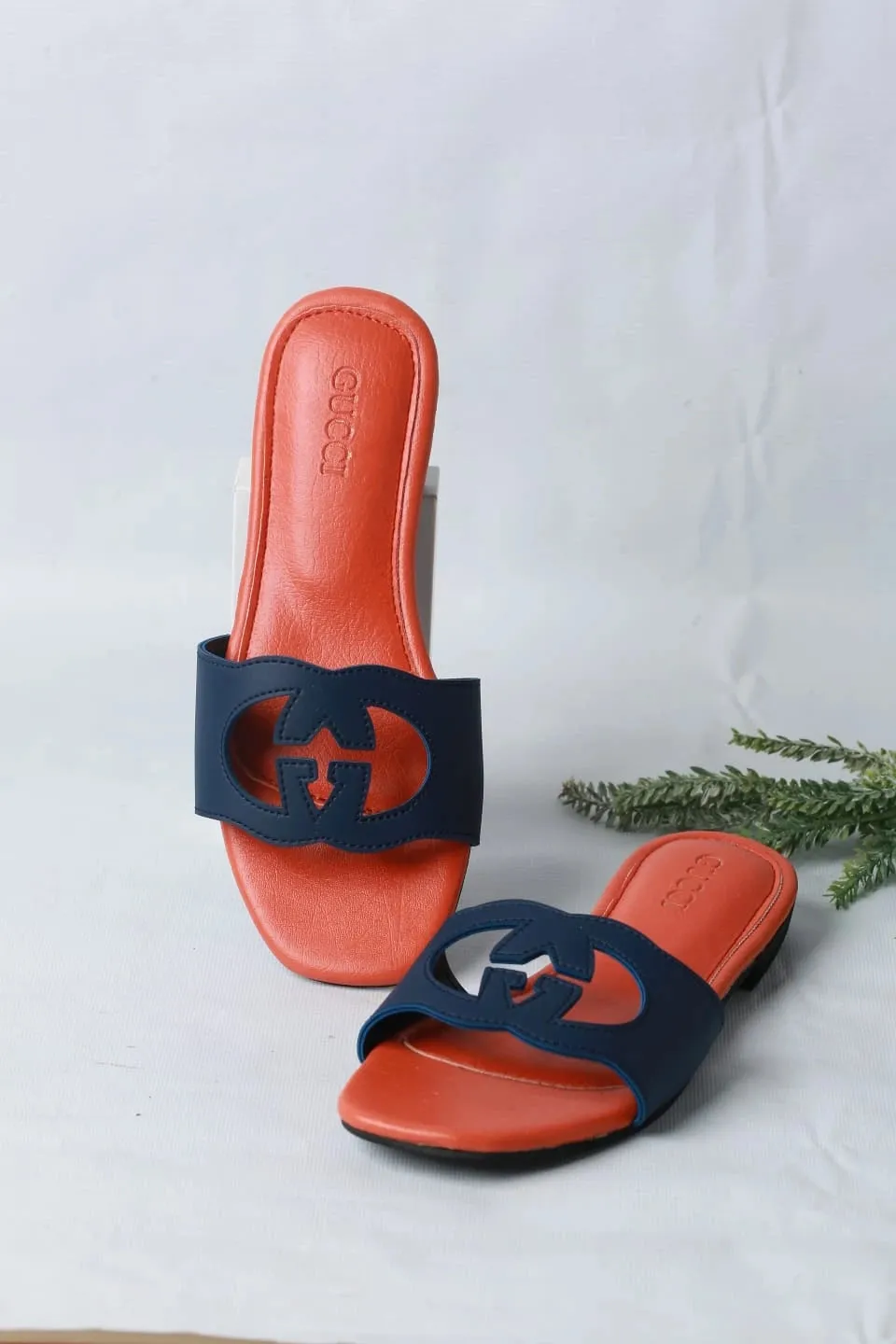 GUCCI CASUAL SLIDES