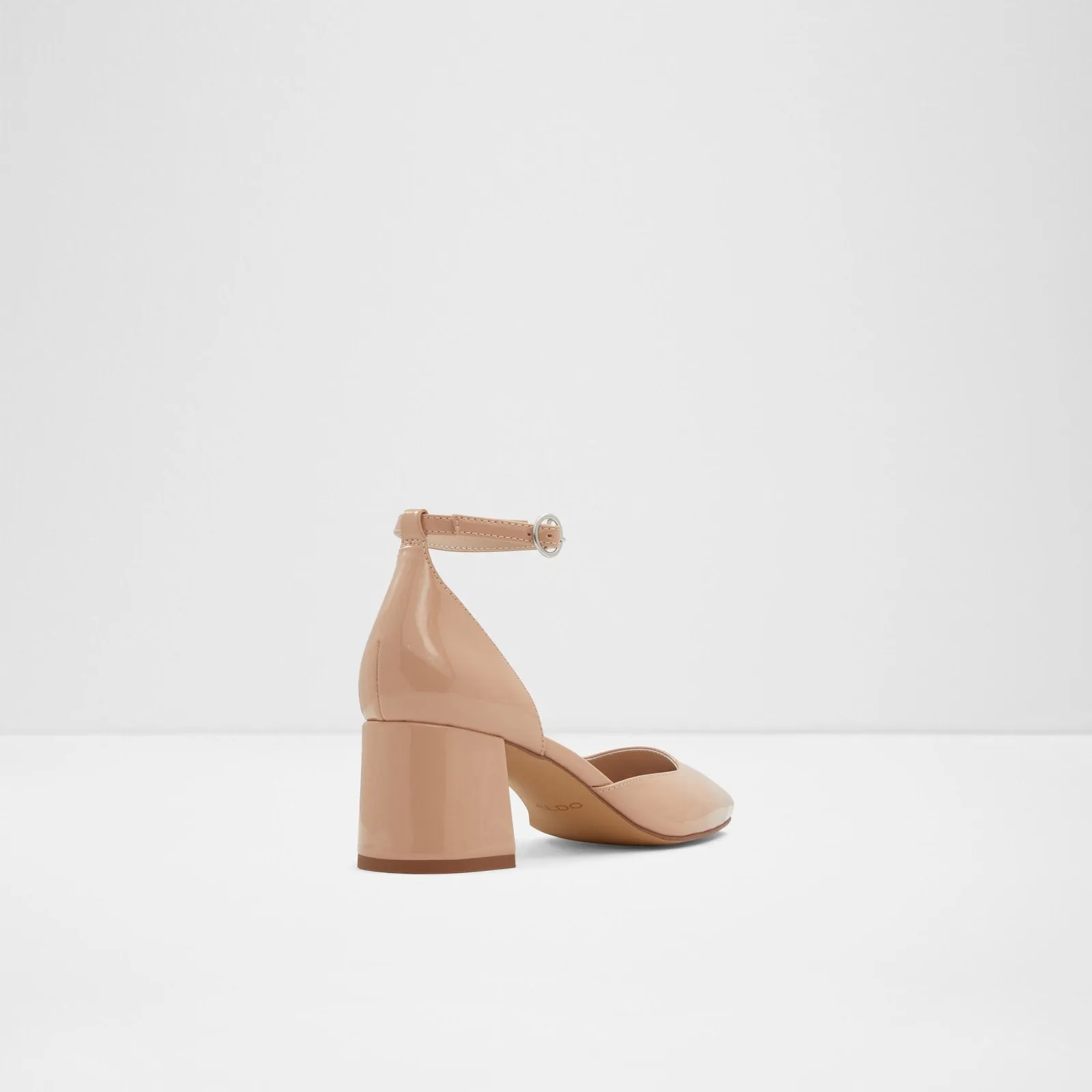 Kindah black woman heels