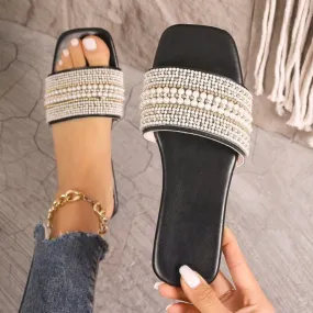 New European and American Export-Style Plus Size Flat Slippers for Women, Fashionable Square Toe Pearl One-Strap Casual Beach Sandals