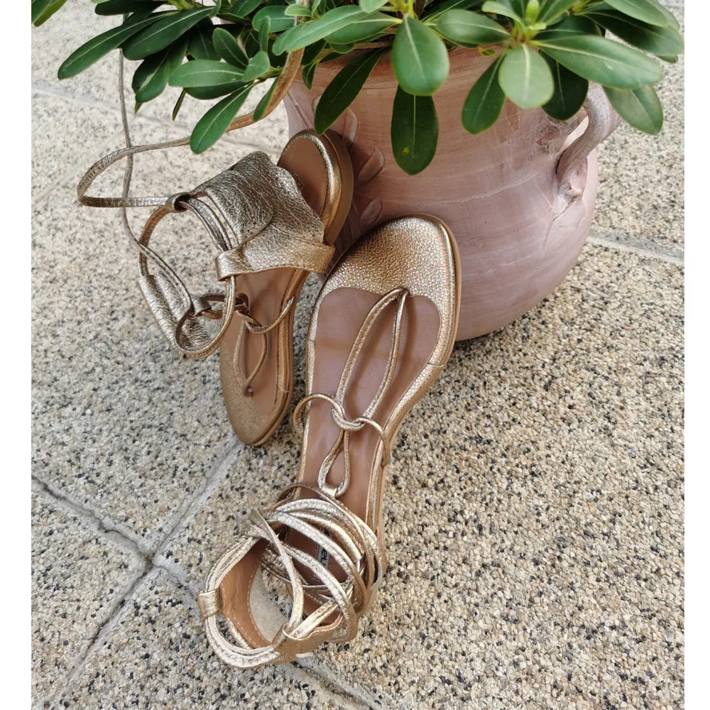 Nostalgia golden leather sandals