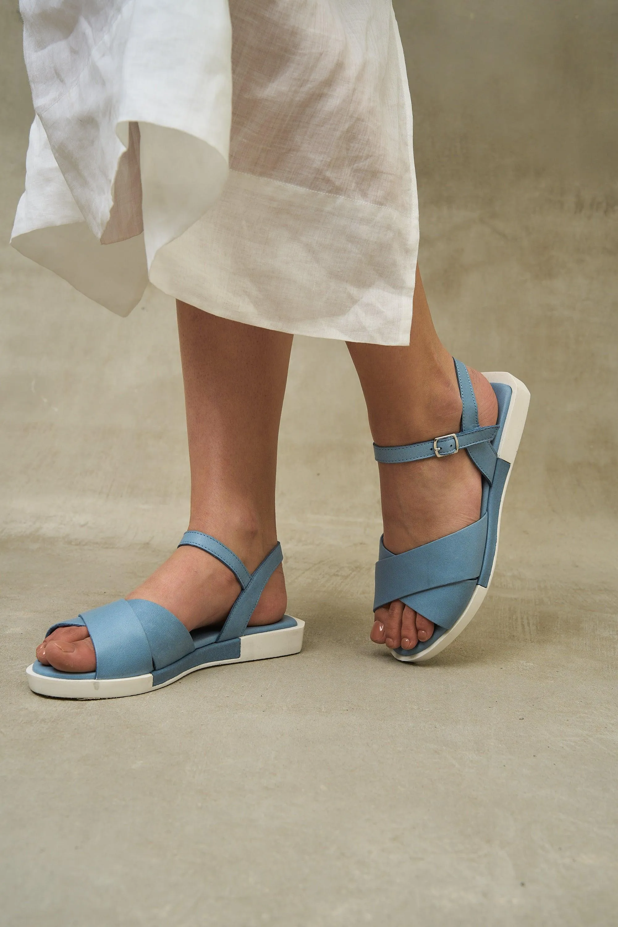 Pastel Flats - White