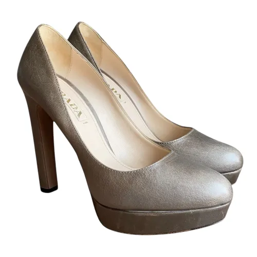 PRADA Taupe Gray Leather Platform Pumps, Size 38.5